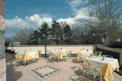 Hotel Kristall Loiano